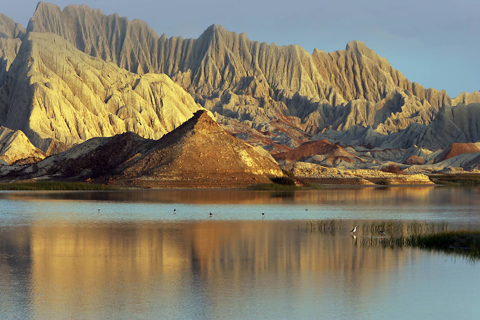 کوه‌های مینیاتوری مریخی چابهار