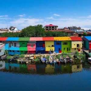 خانه‌های رنگی تالاب بندر انزلی