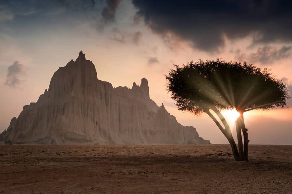 کوه‌های مریخی (مینیاتوری) چابهار در سواحل مکران