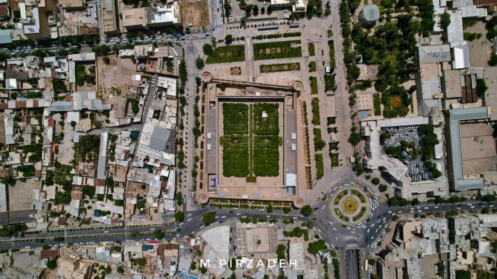 نمای هوایی از ارگ کریم‌خانی زند در شیراز