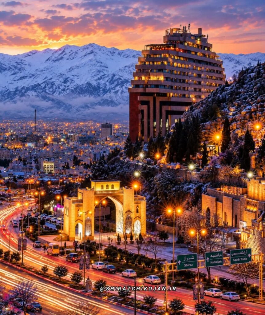 دروازه قرآن شیراز در زمستان
