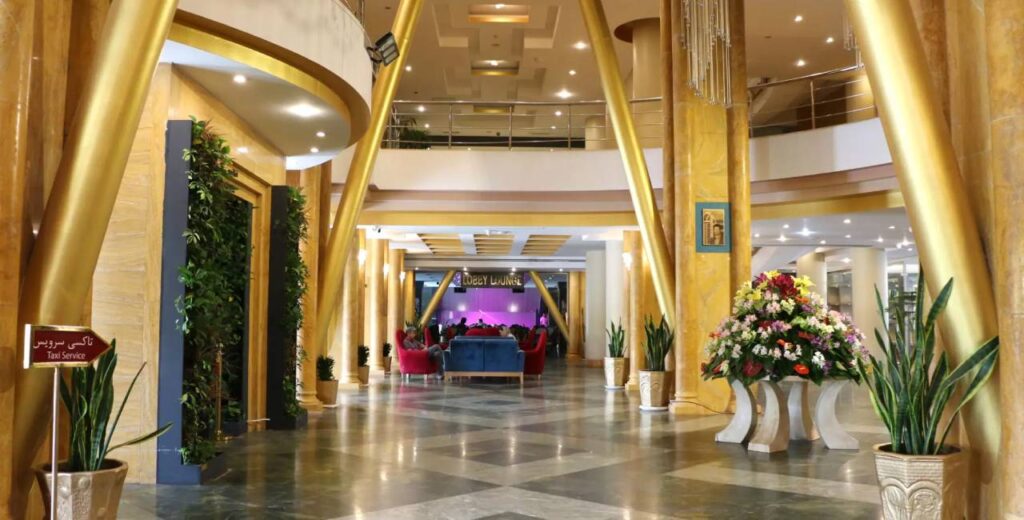 رزرو هتل 5 ستاره چمران شیراز با تخفیف